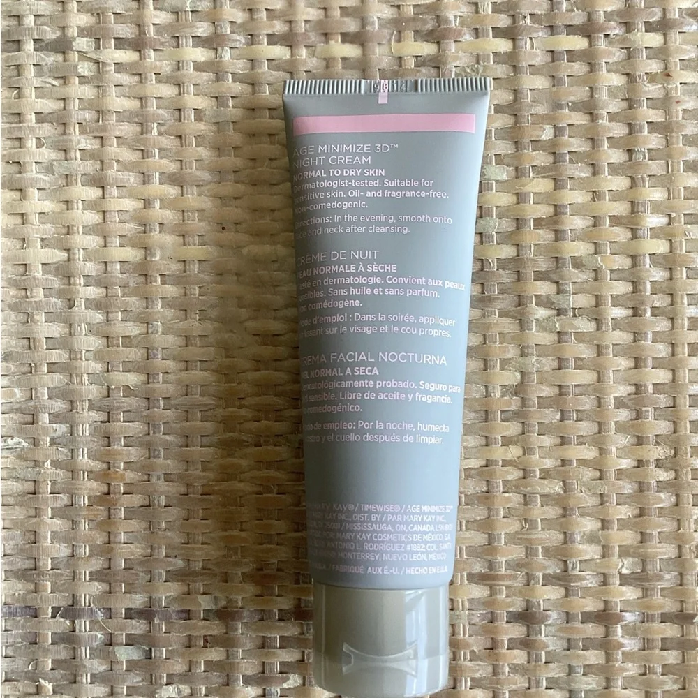Mary Kay Timewise Age Minimize 3D nightcream - Picture 3 of 7